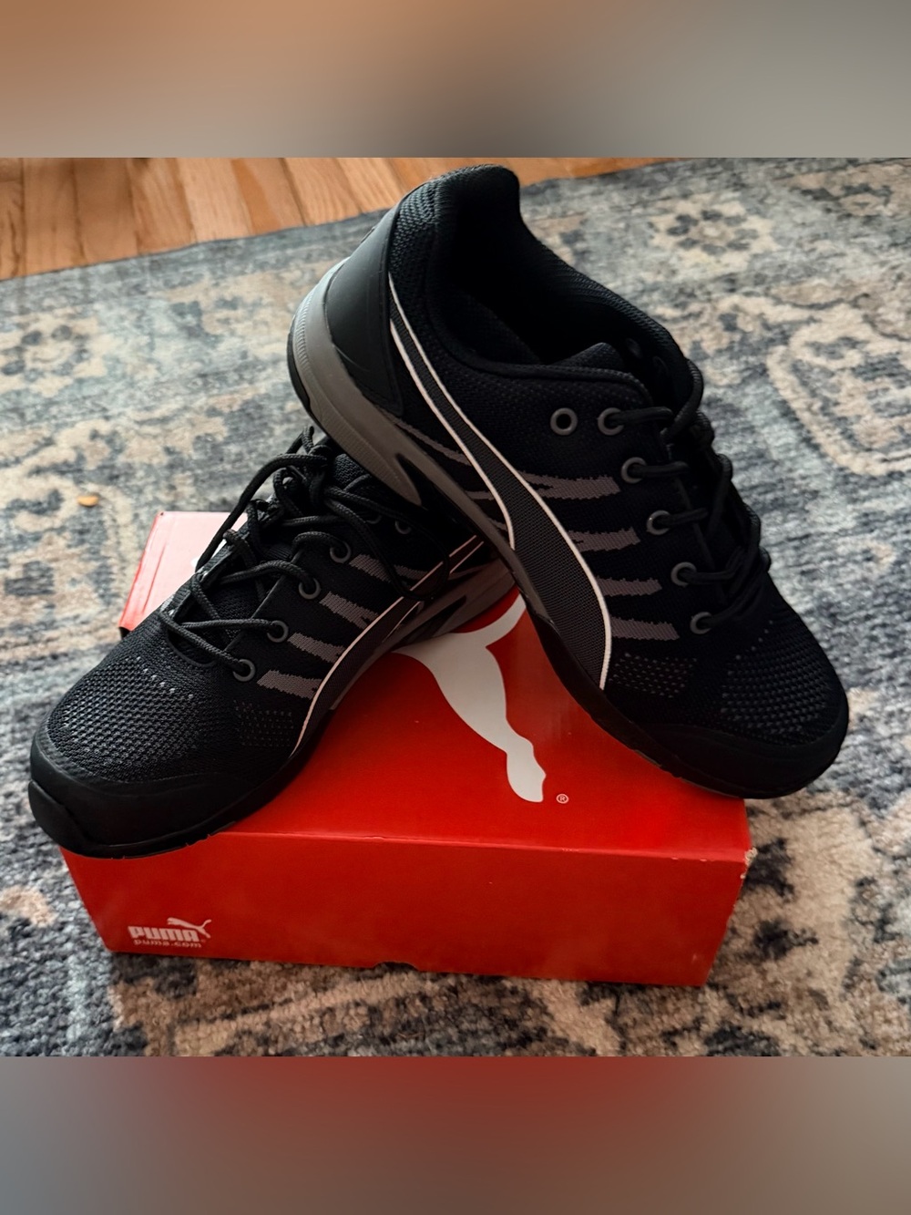 Puma Womens Celerity Knit Low Sd steel toe.
